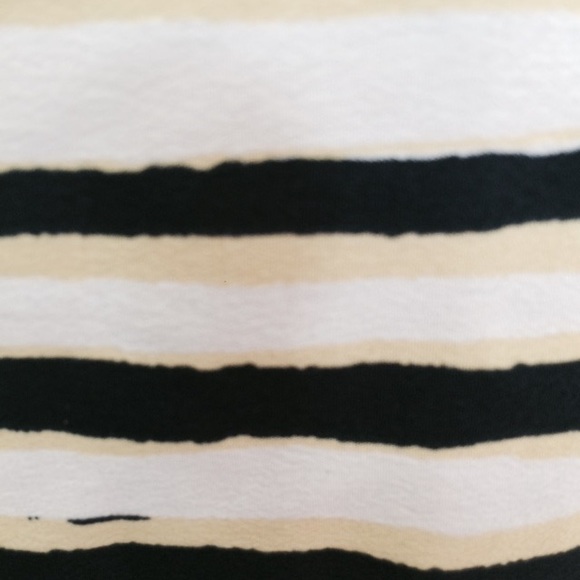 🦩🦩Ann Taylor loft short sleeve top size S - Picture 2 of 7